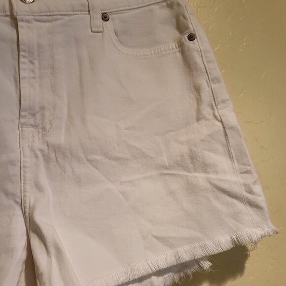 7 for all mankind  White Denim cut-offs with fringed hem Size 29 and Size 30 NWT - Picture 8 of 12